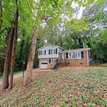 609 Bonnie Dell Dr in Marietta, GA - Building Photo - Building Photo