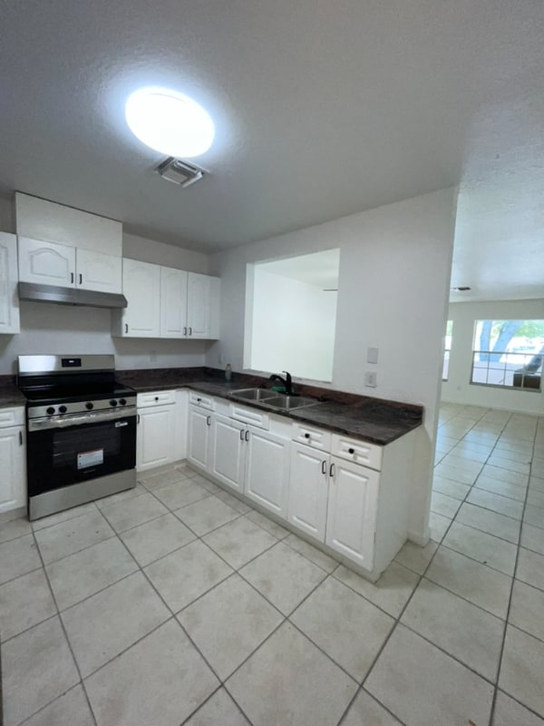 1010-1012-1012 NW 3rd Ave in Fort Lauderdale, FL - Building Photo - Building Photo