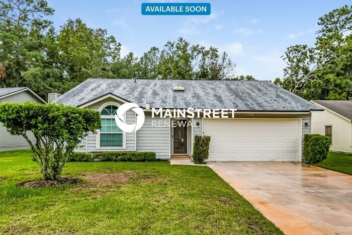 1588 Shearwater Dr in Jacksonville, FL - Building Photo