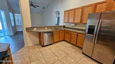 901 Culpepper Ave SE in Palm Bay, FL - Building Photo - Building Photo