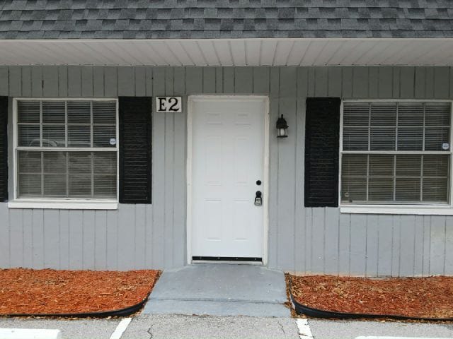 property at 3035 66th Ave N