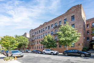 Astoria Lights in Astoria, NY - Building Photo
