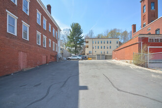 405 Water St in Fitchburg, MA - Building Photo - Building Photo