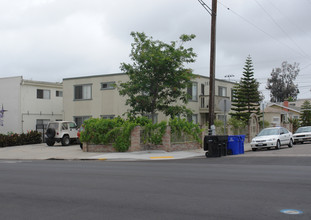 2835 Polk Ave in San Diego, CA - Foto de edificio - Building Photo