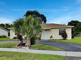 9323 Southampton Pl in Boca Raton, FL - Building Photo