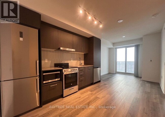 property at 195 Commerce St