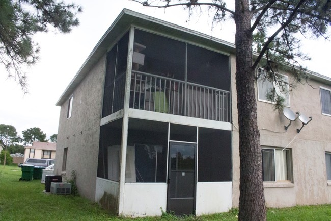 133 Cory Ln in Winter Springs, FL - Foto de edificio - Building Photo