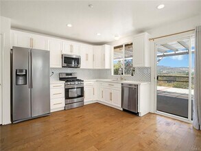 15271 Golden Ct in Los Angeles, CA - Building Photo - Building Photo