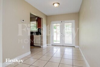 2921 N 74th Way in Pembroke Pines, FL - Building Photo - Building Photo
