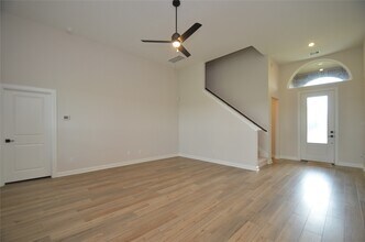 2925 Floating Barque Dr in Santa Fe, TX - Building Photo - Building Photo