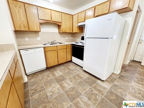 4301 Alan Kent Dr in Killeen, TX - Building Photo - Building Photo