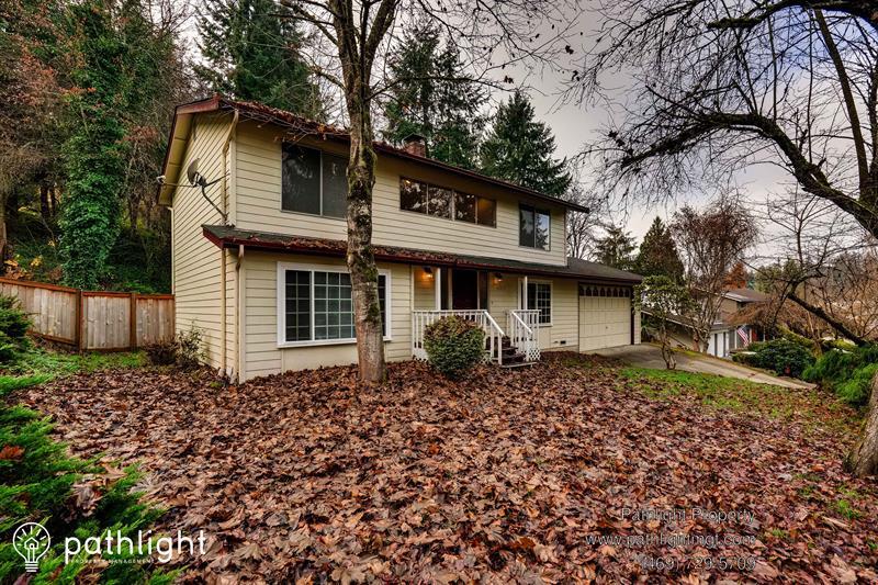 32513 41st Ave SW in Federal Way, WA - Foto de edificio