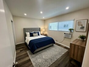 15025 Burbank Blvd, Unit 2 in Van Nuys, CA - Foto de edificio - Building Photo