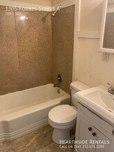 1305 Forbes St in Greenville, NC - Building Photo - Building Photo