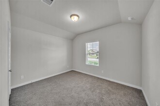 6338 Buffalo Bnd Ln in Richmond, TX - Building Photo - Building Photo