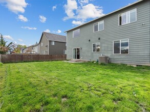 18505 11th Ln E in Spanaway, WA - Building Photo - Building Photo