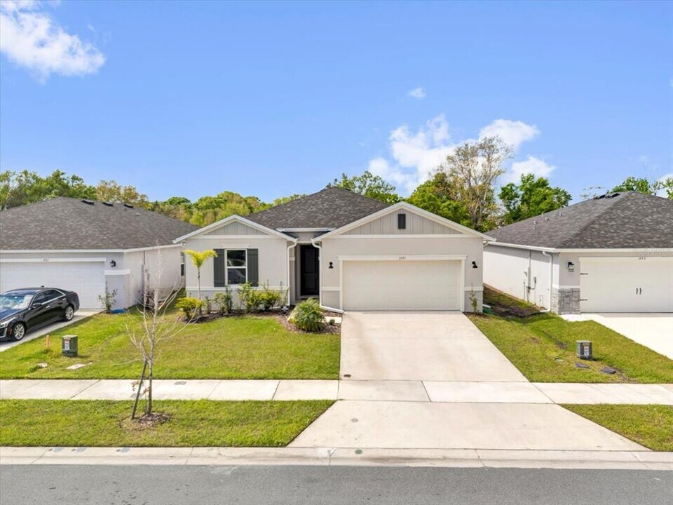 3771 Whitetail Ct in St. Cloud, FL - Building Photo