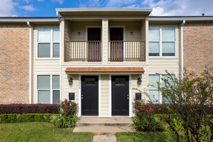 Kempwood Place Townhomes