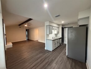 15931 Kenbrook Dr in Missouri City, TX - Building Photo - Building Photo