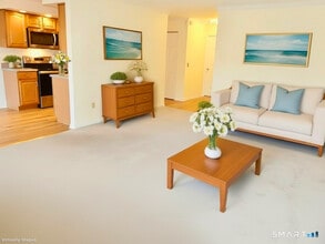 50 Aiken St in Norwalk, CT - Foto de edificio - Building Photo