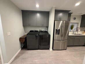 13841 Sherwood St in Westminster, CA - Building Photo - Building Photo