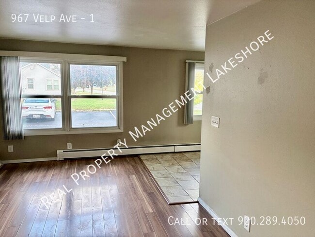 967 Velp Ave in Green Bay, WI - Building Photo - Building Photo