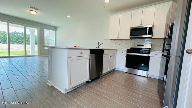 property at 19 Fieldfare Ln