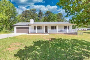 3200 Lee Dr in Buford, GA - Building Photo