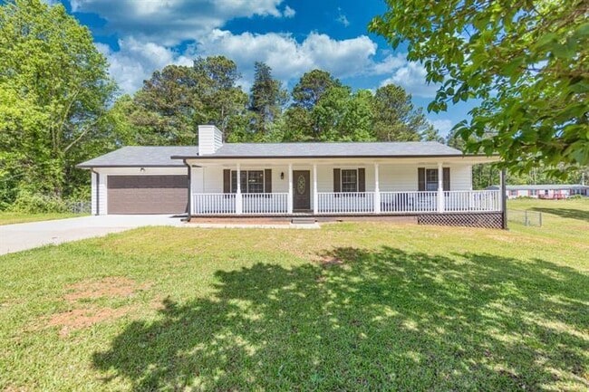 property at 3200 Lee Dr