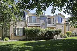 Tuscaro Apartment Homes in Sacramento, CA - Building Photo - Building Photo