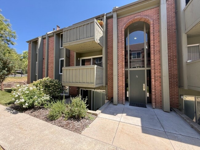 property at 1174 Foothill Dr
