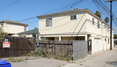 4641-4655 North Ave in San Diego, CA - Foto de edificio - Building Photo