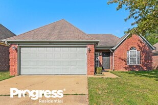 7261 Durango Dr in Horn Lake, MS - Building Photo