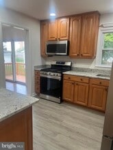 13011 Kidwell Dr in Woodbridge, VA - Building Photo - Building Photo