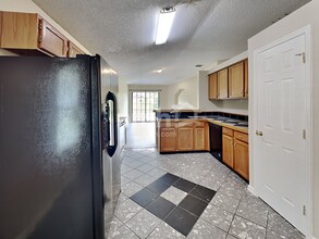 1157 Windy Willows Dr in Jacksonville, FL - Foto de edificio - Building Photo