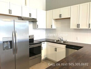 605 Mountain Rd NW in Albuquerque, NM - Building Photo - Building Photo