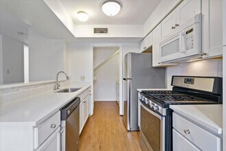 1313 Southport Dr in Austin, TX - Building Photo - Building Photo