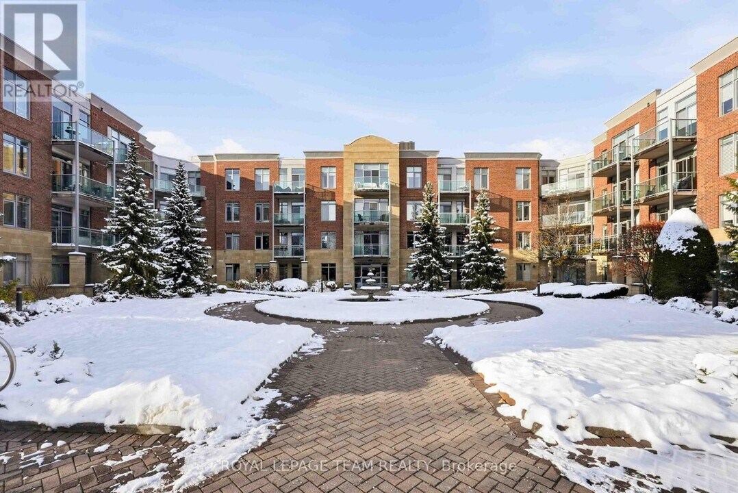 205 Bolton St in Ottawa, ON - Building Photo