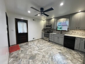 316 Tarragonna St in Pittsburgh, PA - Building Photo - Building Photo