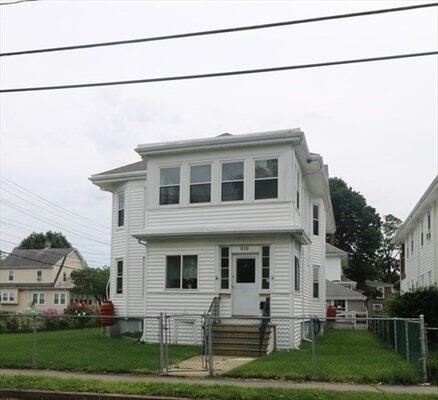 213 Billings Rd, Unit 2 in Quincy, MA - Foto de edificio