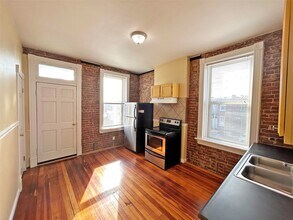 4658-4660 Tyrolean Ave in St. Louis, MO - Building Photo - Building Photo