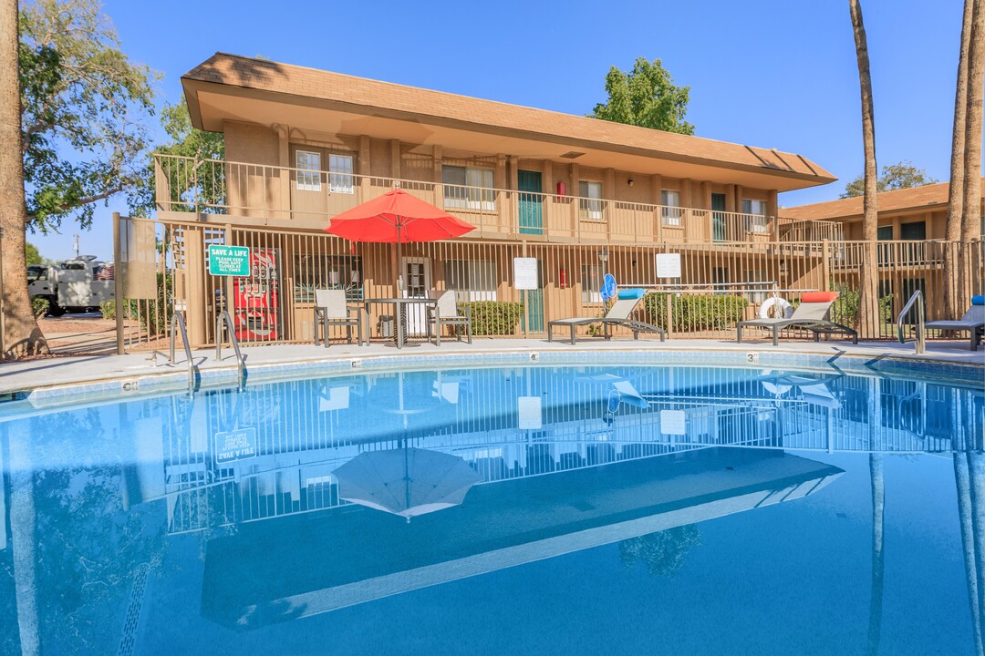 Country Club Terrace in Tucson, AZ - Building Photo