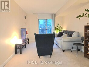 323 Richmond St E in Toronto, ON - Building Photo - Building Photo