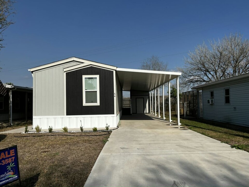 602 N Victoria Rd in Donna, TX - Building Photo
