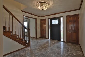 453 Buckhorn Ct in Westerville, OH - Building Photo - Building Photo