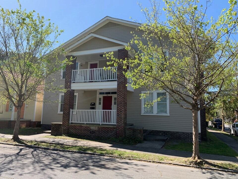 701 E 39th St in Savannah, GA - Building Photo