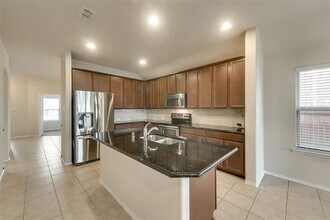 4721 Lazy Oaks St in Fort Worth, TX - Building Photo - Building Photo