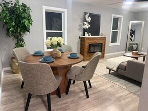 328 N Taylor St in Gainesville, TX - Building Photo - Building Photo