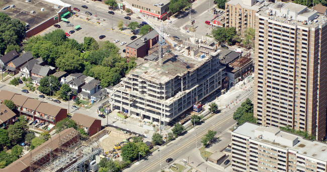 Linx in Toronto, ON - Building Photo - Primary Photo