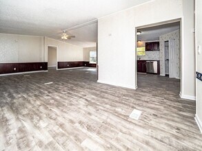 437 McLeary Ln in Sumter, SC - Building Photo - Building Photo